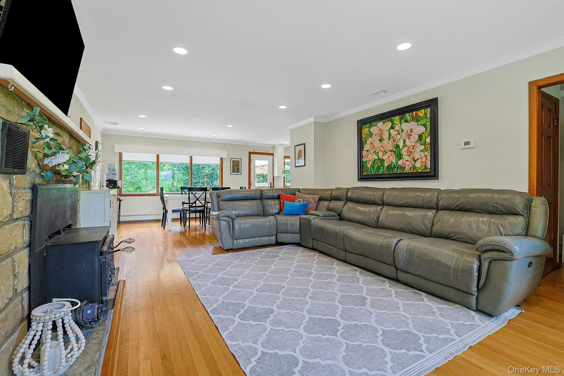 3 Meadow Park Road Baldwin Place, NY 10505 - Photo 5 of 36
