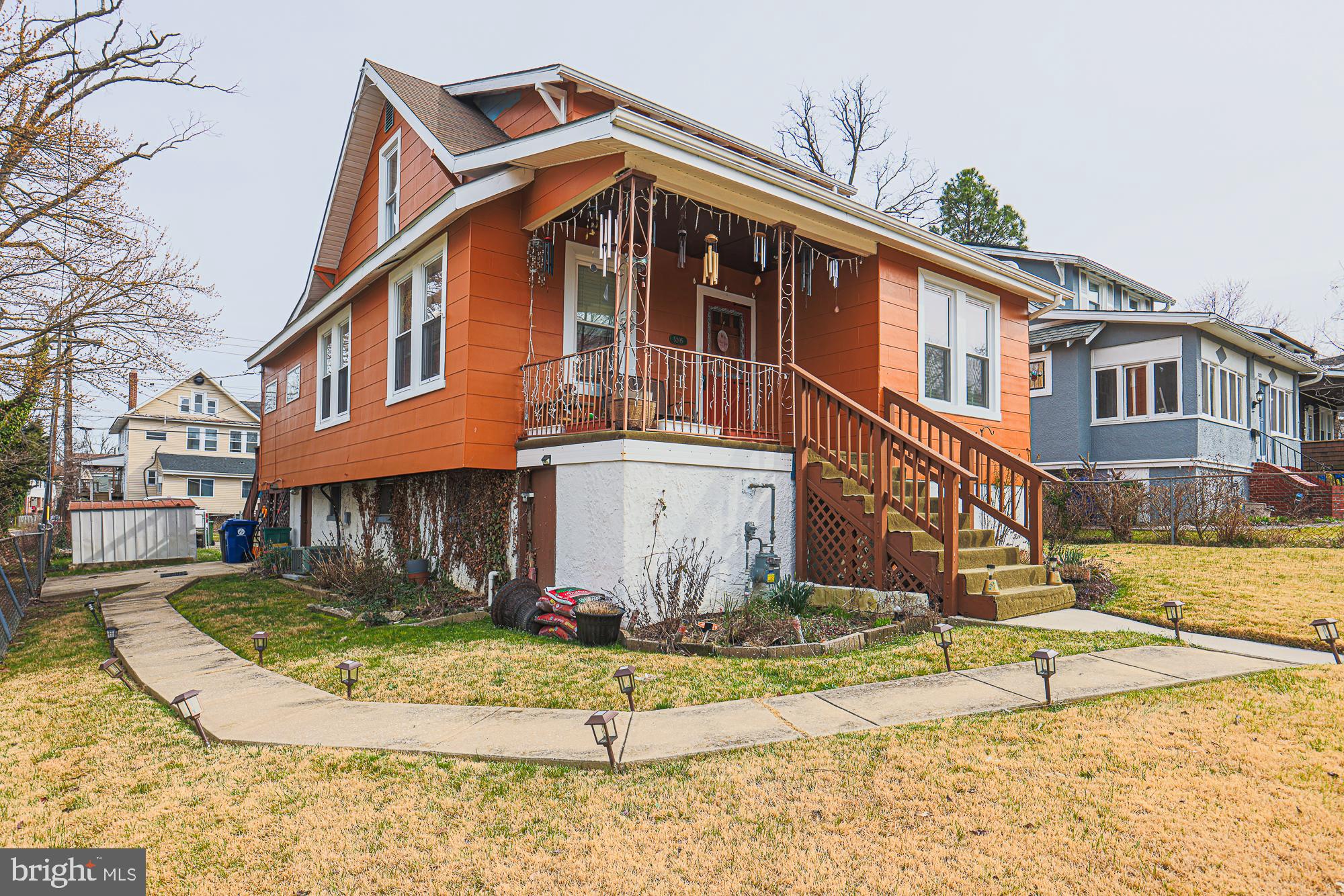 5205 Catalpha Road Baltimore, MD 21214 - Photo 4 of 49