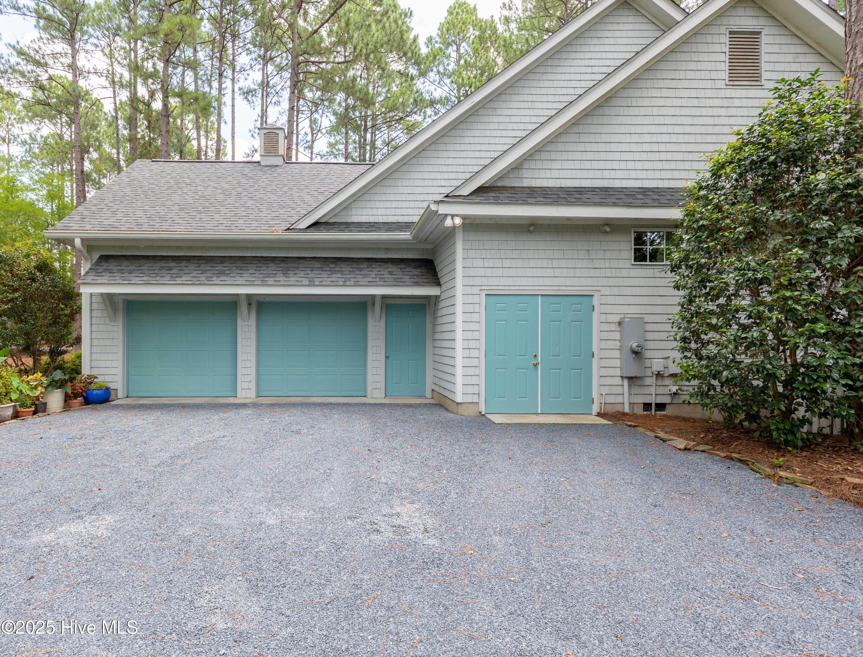 12 Sarclet Court Pinehurst, NC 28374 - Photo 37 of 40 Garage