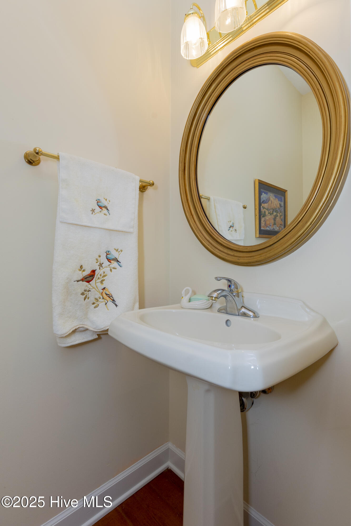 12 Sarclet Court Pinehurst, NC 28374 - Photo 7 of 40 powder room