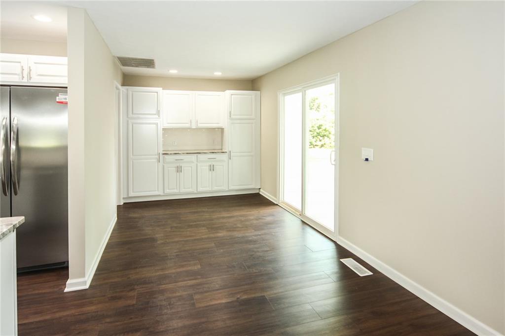 4902 Alameda Road Indianapolis, IN 46228 - Photo 11 of 27 Gallery Image 11