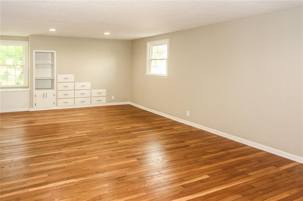 4902 Alameda Road Indianapolis, IN 46228 - Photo 13 of 27 Gallery Image 13