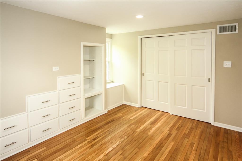 4902 Alameda Road Indianapolis, IN 46228 - Photo 18 of 27 Gallery Image 18