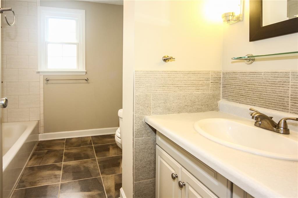 4902 Alameda Road Indianapolis, IN 46228 - Photo 19 of 27 Gallery Image 19