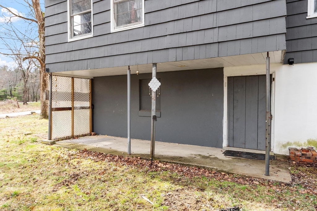 184 Fitchburg Road Townsend, MA 01469 - Photo 4 of 25