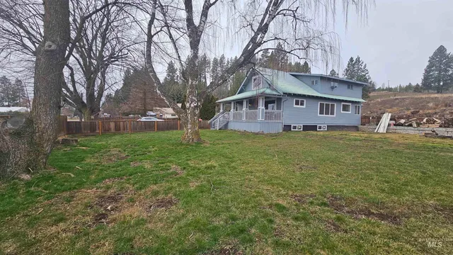 $385,000 | 1600 Highway 6, Potlatch, ID 83855