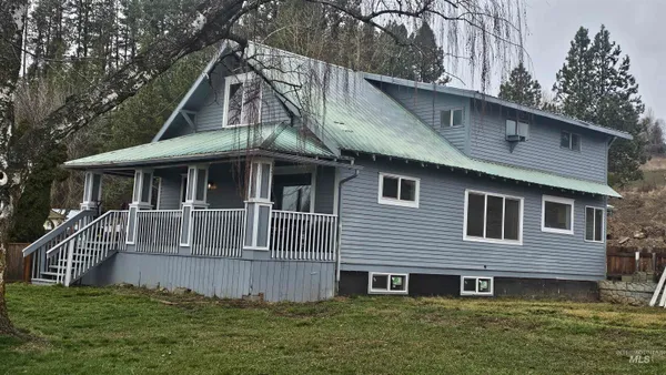 $375,000 | 1600 Highway 6, Potlatch, ID 83855