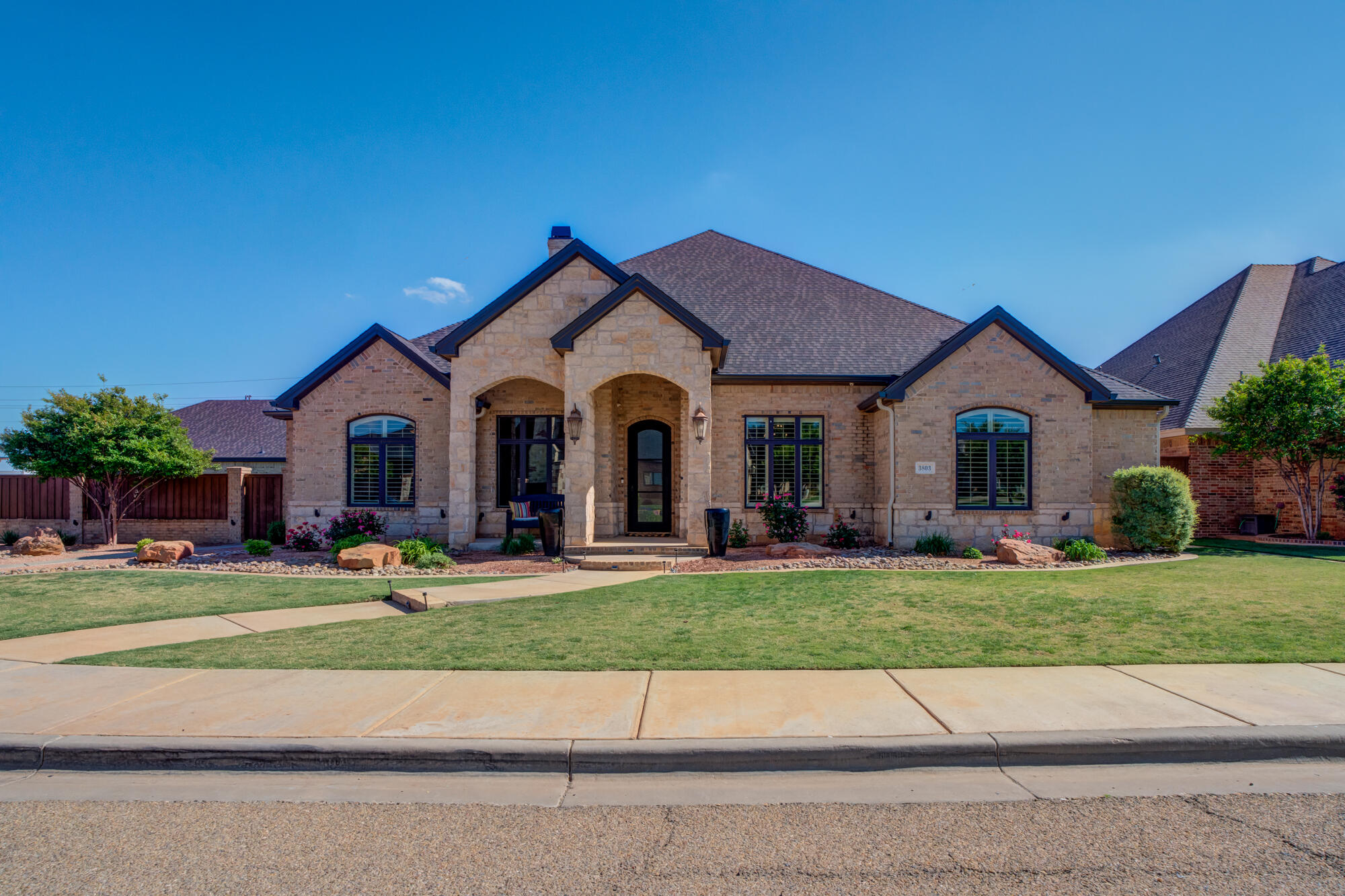 3803-113th-St_Lubbock-TX_2_Front-Exterio