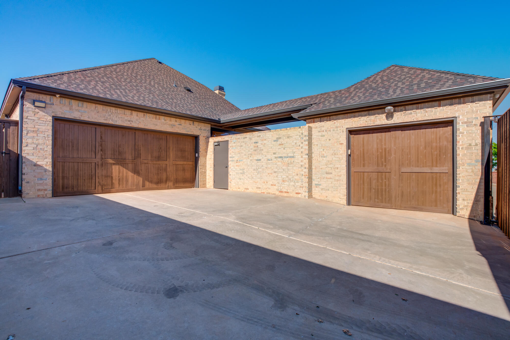 3803 113th Street Lubbock, TX 79423 - Photo 109 of 110 3803-113th-St_Lubbock-TX_114_Driveway