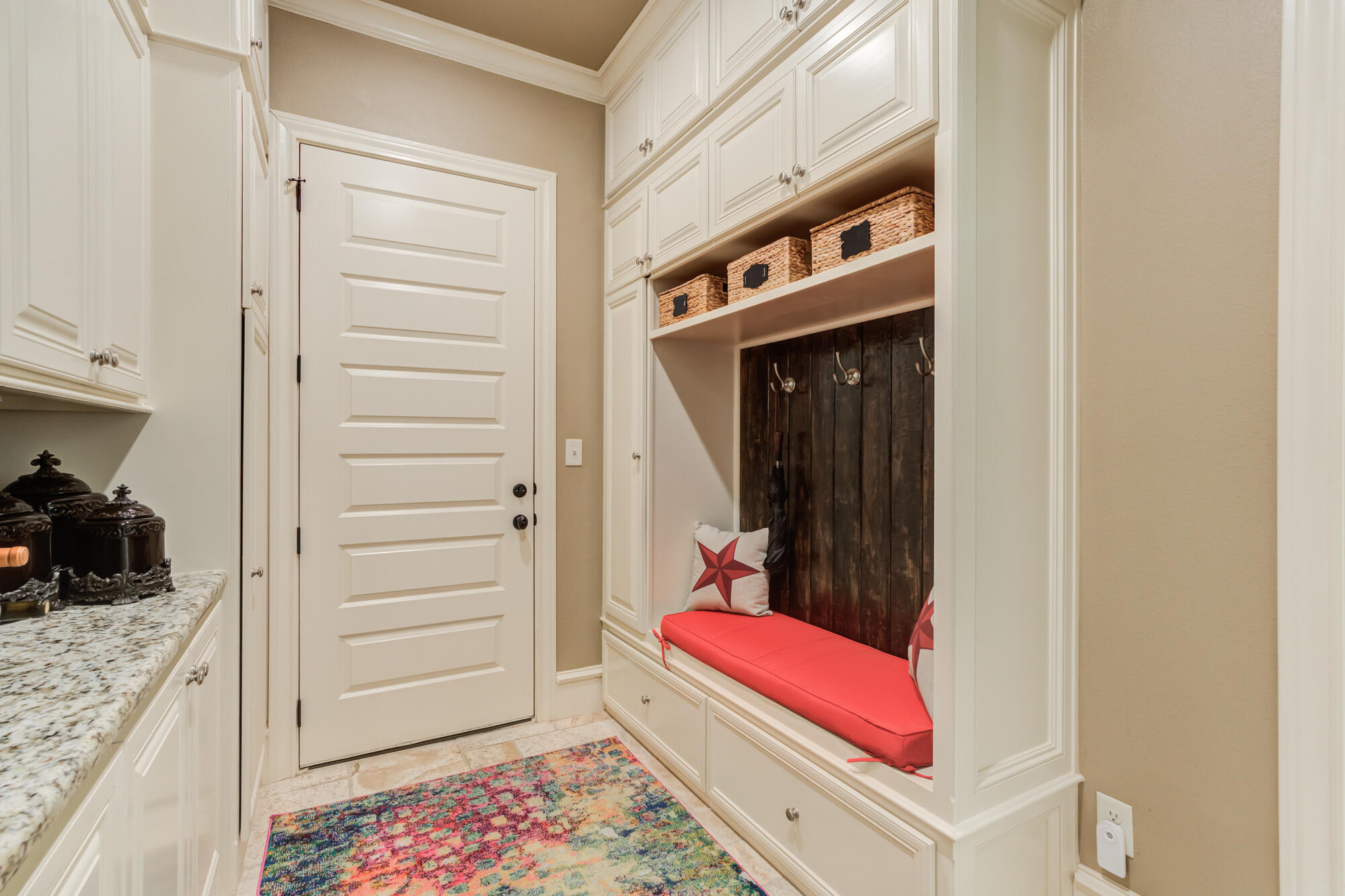 3803 113th Street Lubbock, TX 79423 - Photo 60 of 110 3803-113th-St_Lubbock-TX_60_Mudroom