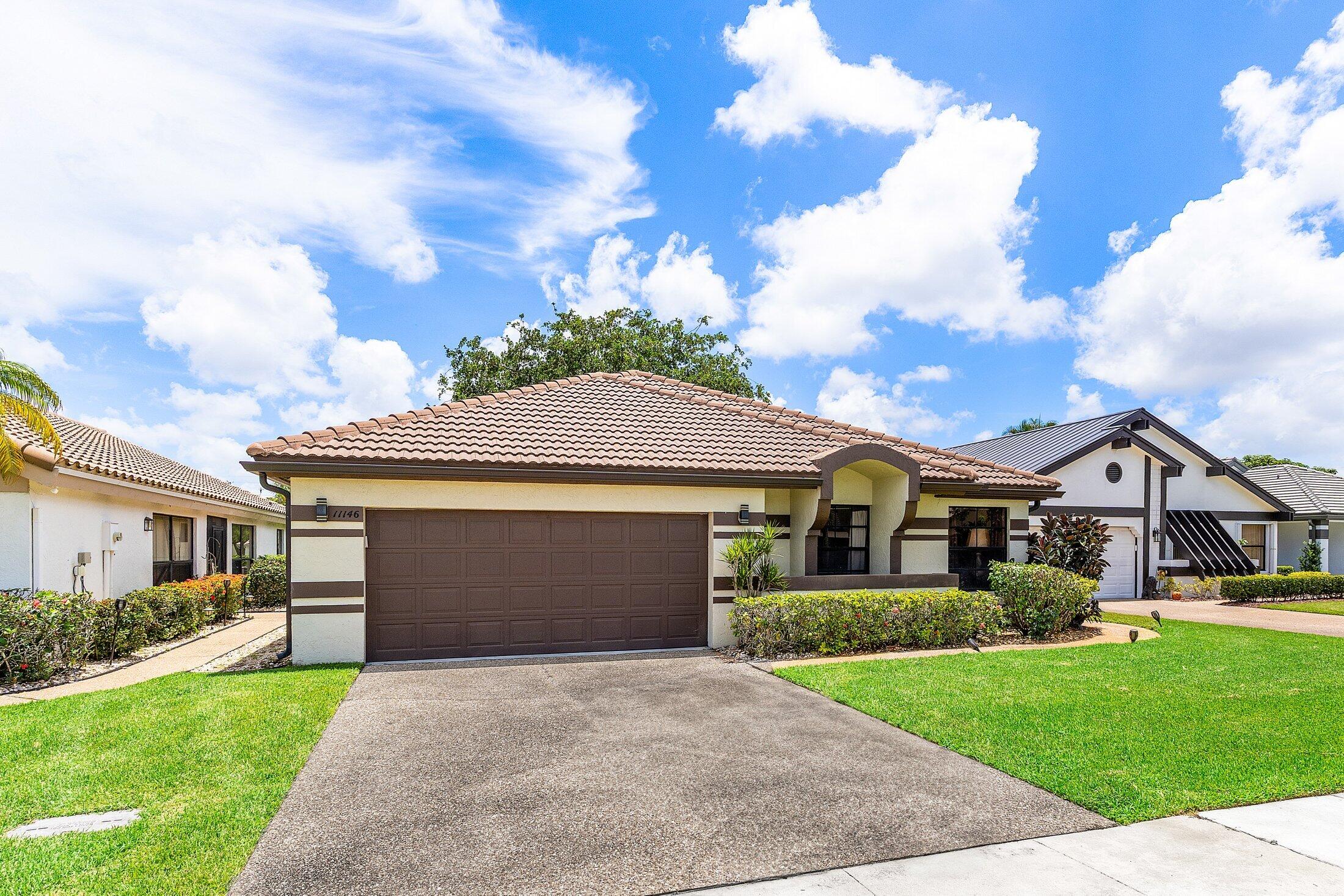 11146 Highland Circle Boca Raton, FL 33428 - Photo 17 of 47 Front Exterior