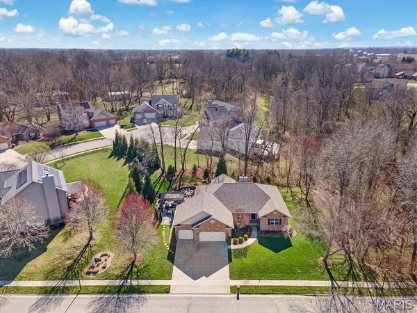 $525,000 | 405 Wolfpass Drive, O'Fallon, IL 62269