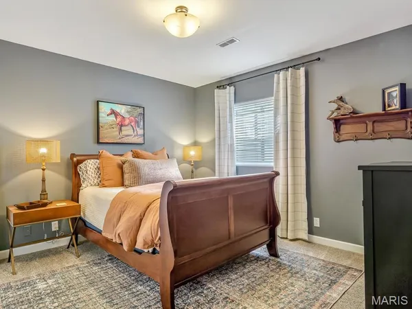 $525,000 | 405 Wolfpass Drive, O'Fallon, IL 62269
