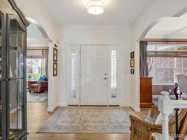 $525,000 | 405 Wolfpass Drive, O'Fallon, IL 62269