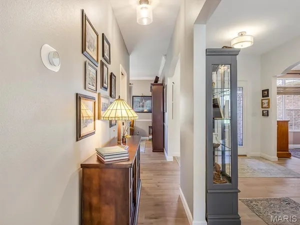 $525,000 | 405 Wolfpass Drive, O'Fallon, IL 62269
