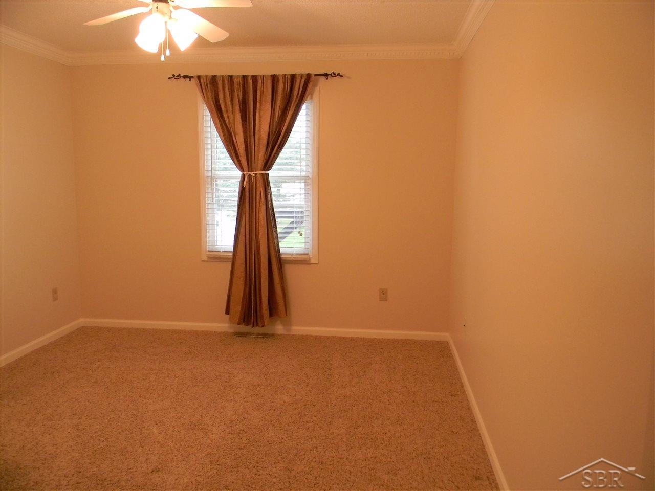 11064 Garden Ridge Freeland, MI 48623 - Photo 12 of 25 31238364-11.JPG