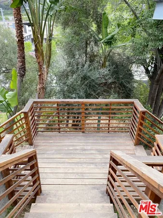 $5,500 | 3352 Oak Glen Drive, Los Angeles, CA 90068