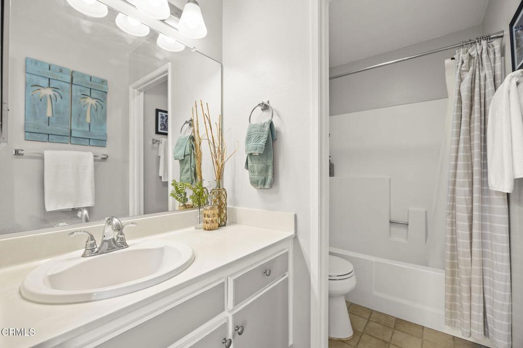 15053 Marquette Street Moorpark, CA 93021 - Photo 11 of 36