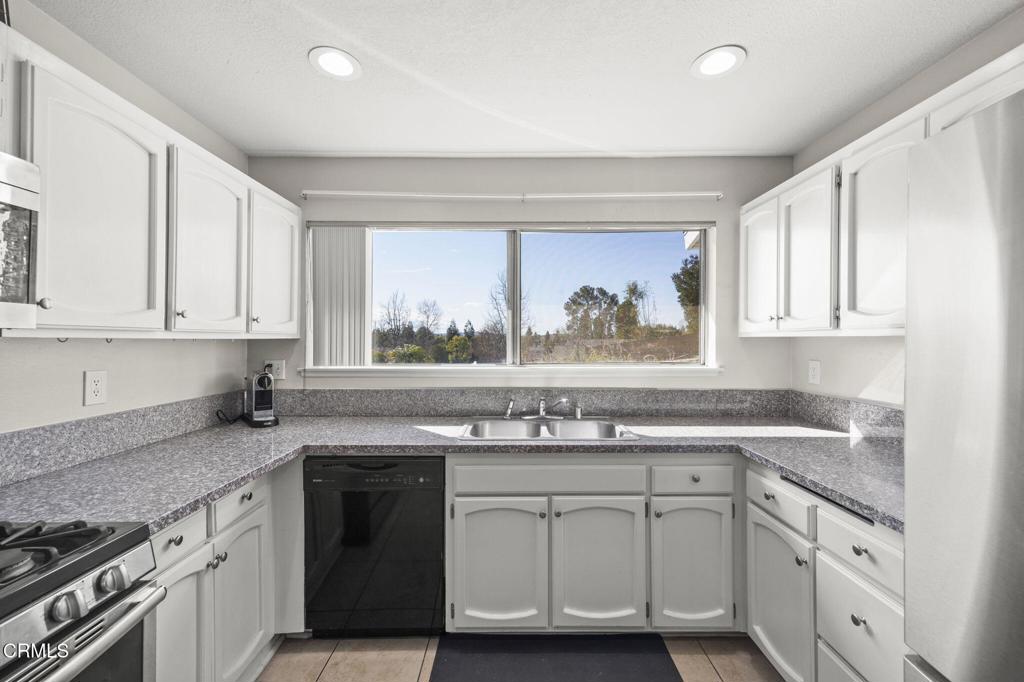 15053 Marquette Street Moorpark, CA 93021 - Photo 23 of 36