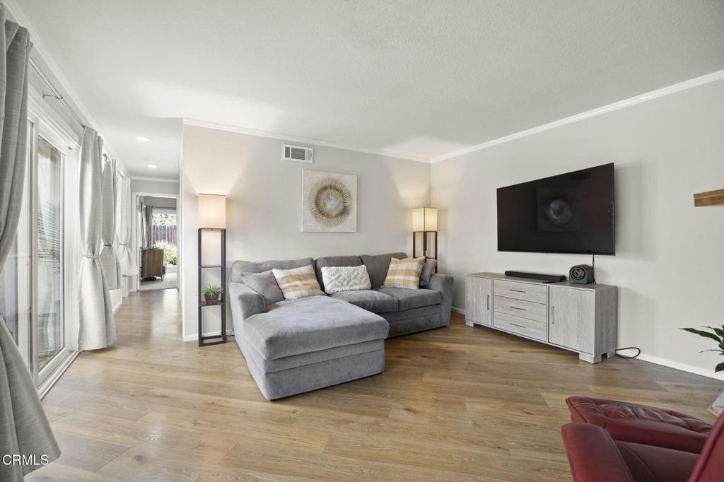 15053 Marquette Street Moorpark, CA 93021 - Photo 4 of 36