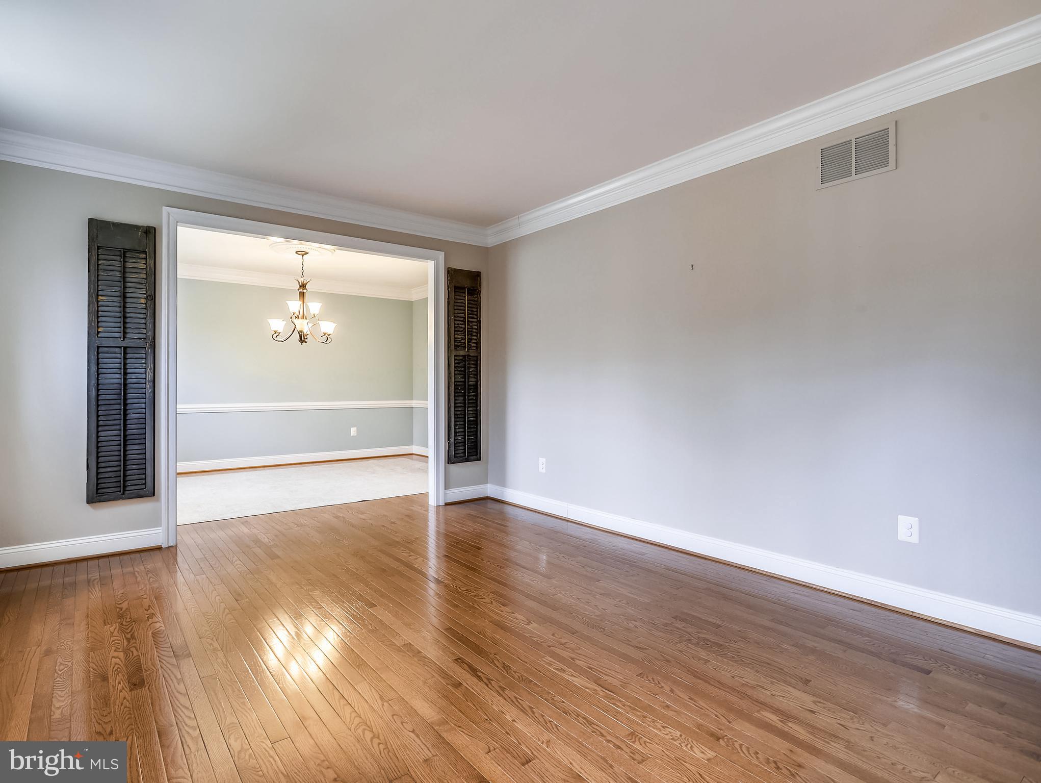 503 Broad Stream Lane Riva, MD 21140 - Photo 22 of 79 Living Room