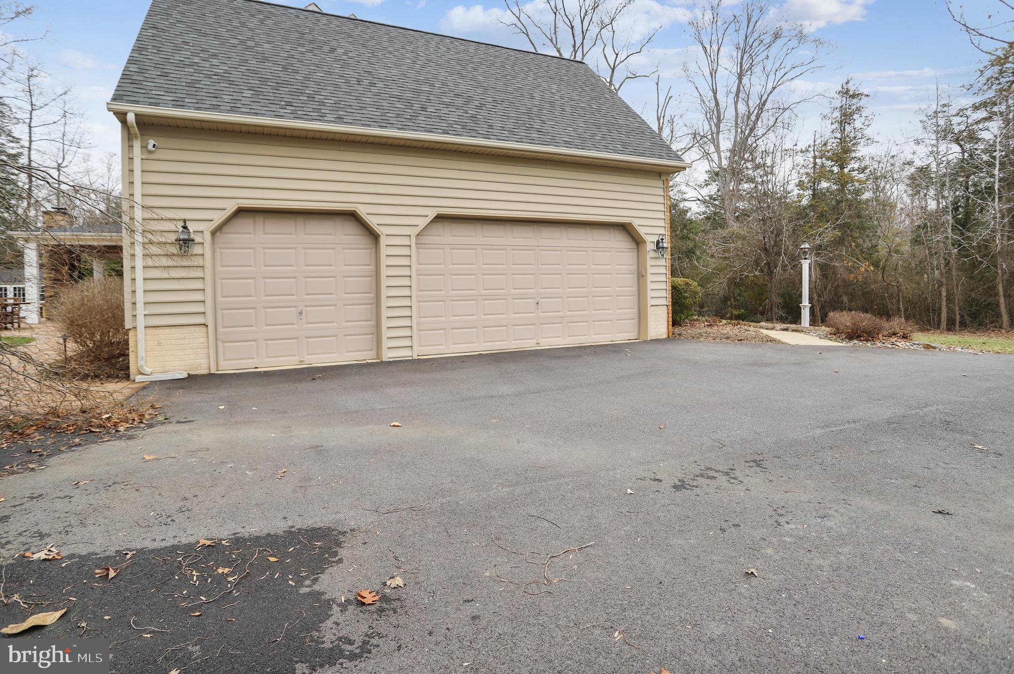 503 Broad Stream Lane Riva, MD 21140 - Photo 9 of 79 Three Car Garage
