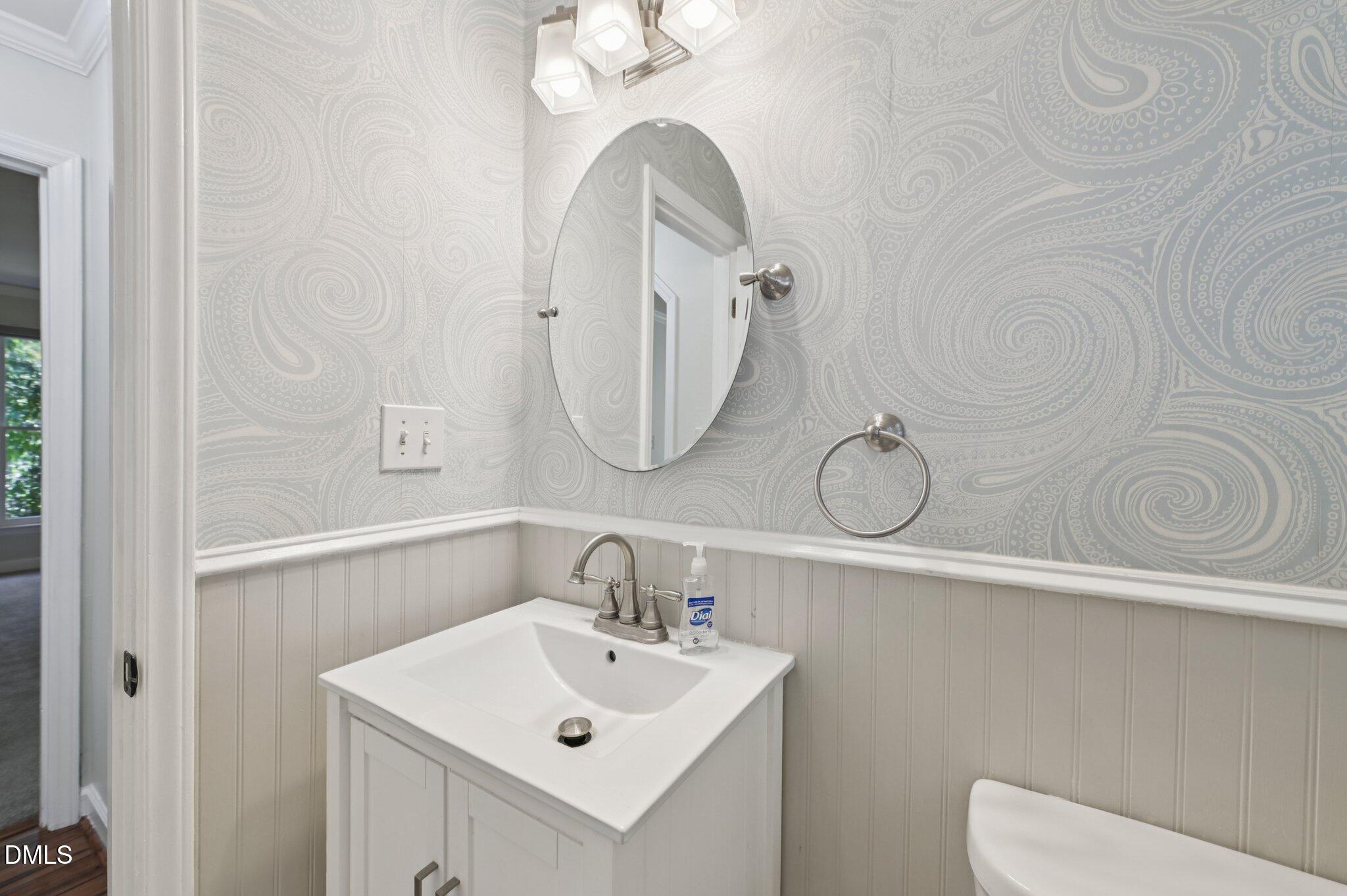 5965 Dunbarton Way Raleigh, NC 27613 - Photo 14 of 30 20-web-or-mls-Dunbarton Way-S2309-020