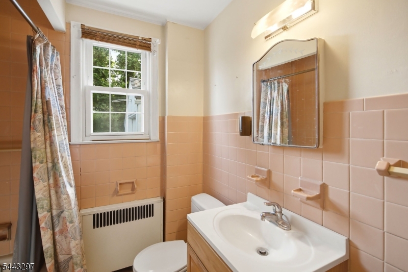 180 Milltown Road Springfield, NJ 07081 - Photo 16 of 27