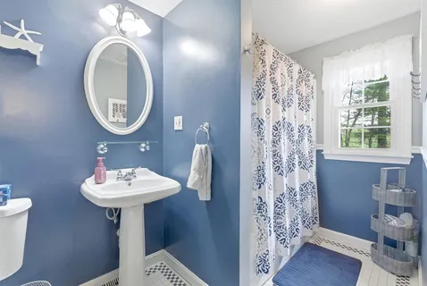 $472,000 | 200 Wellman Avenue, Unit 1, Chelmsford, MA 01863