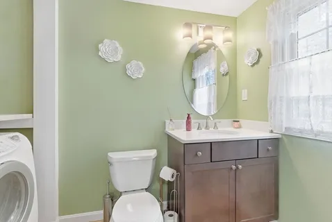 $472,000 | 200 Wellman Avenue, Unit 1, Chelmsford, MA 01863
