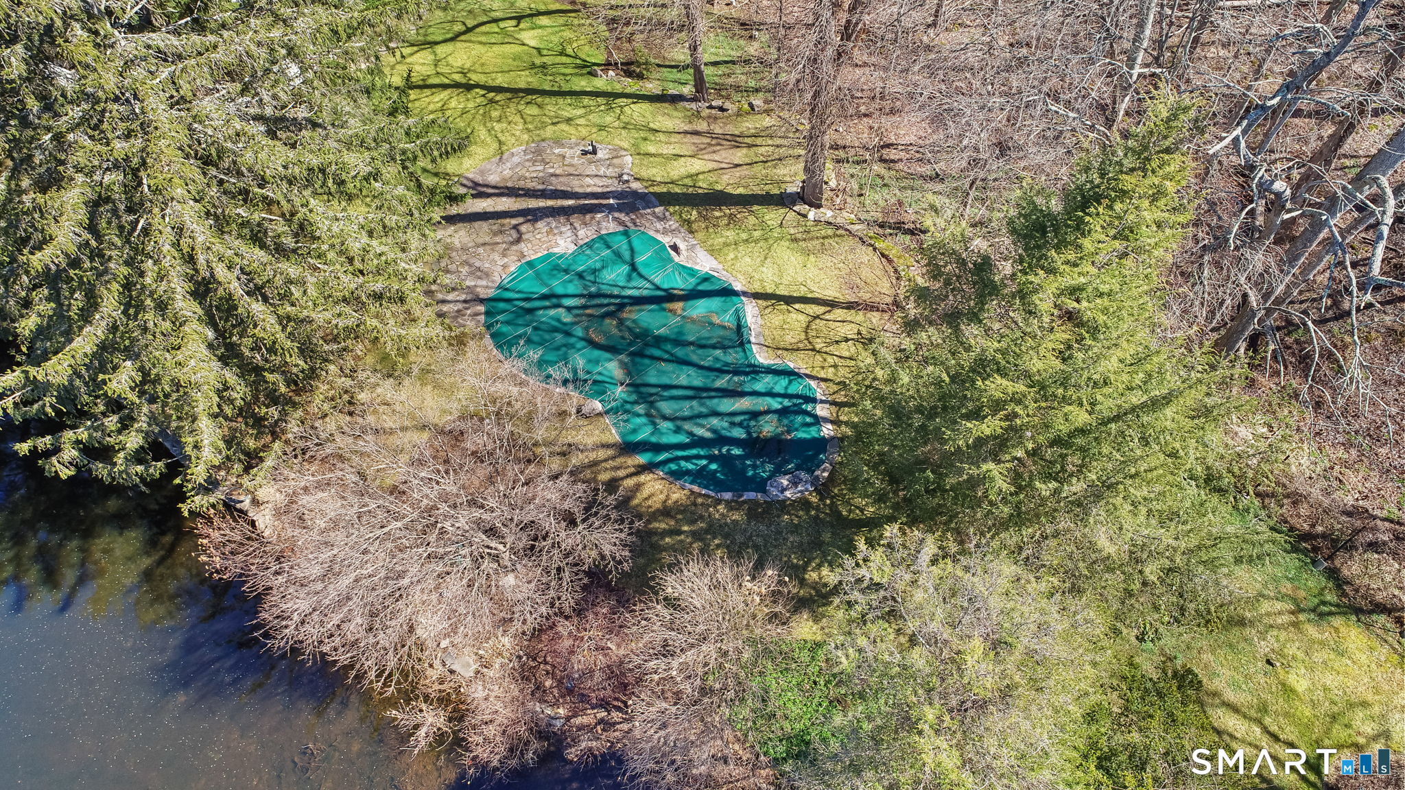 320 Chestnut Hill Road Stamford, CT 06903 - Photo 12 of 40