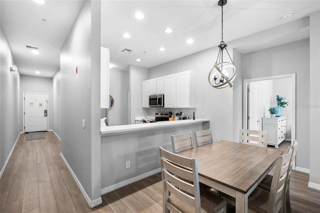 608 Lucaya Loop, Unit 608 Davenport, FL 33897 - Photo 4 of 34