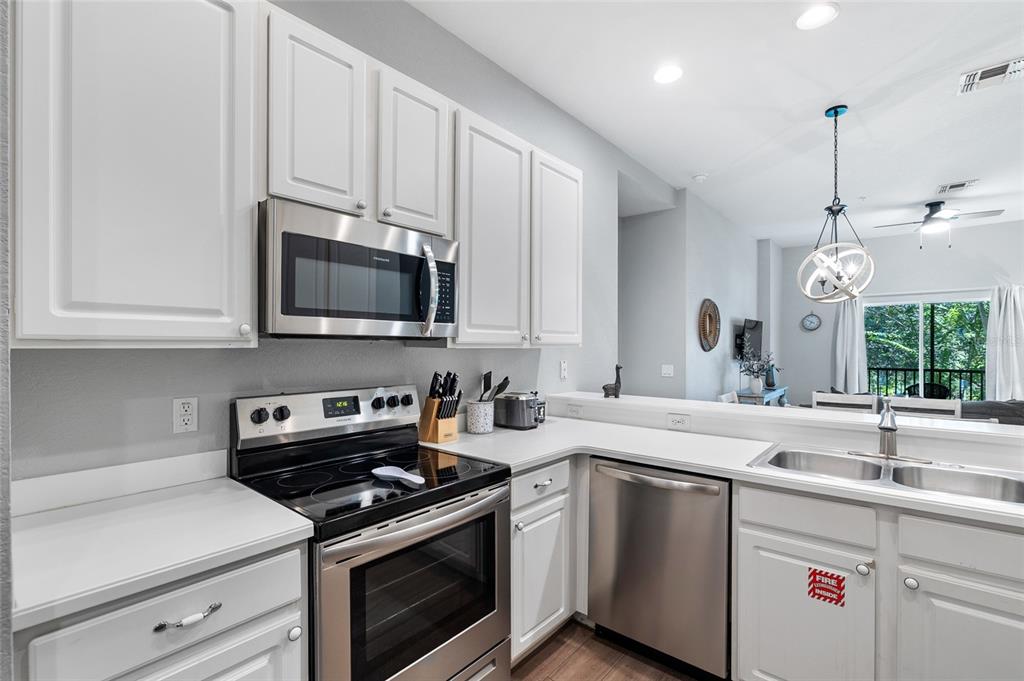 608 Lucaya Loop, Unit 608 Davenport, FL 33897 - Photo 8 of 34