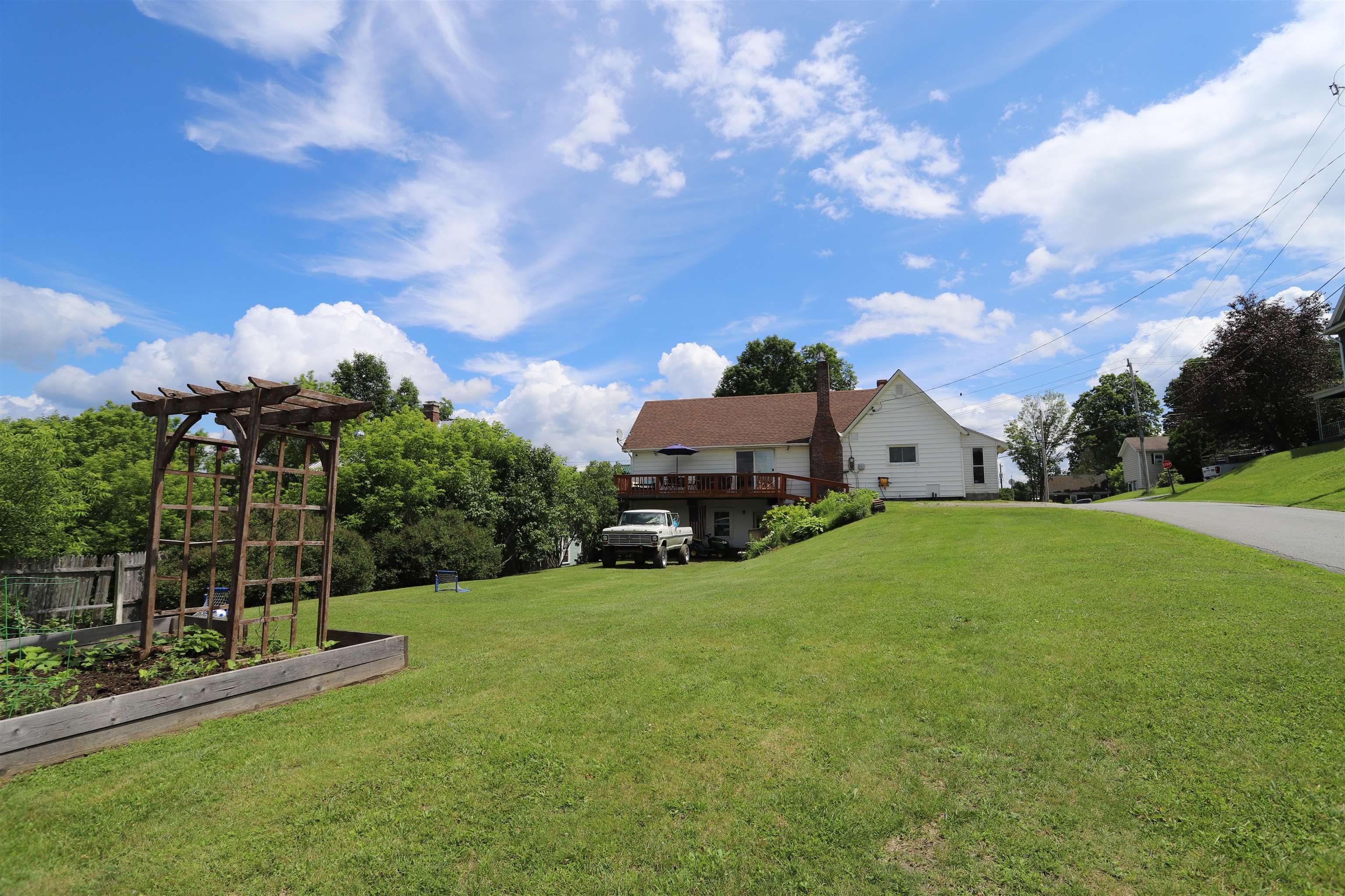 94 Orchard Street Newport, VT 05855 - Photo 19 of 34