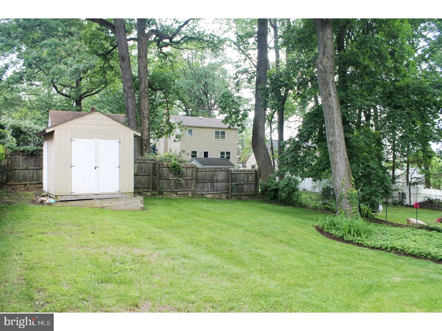 2136 Keith Road Abington, PA 19001 - Photo 17 of 18 Back Yard