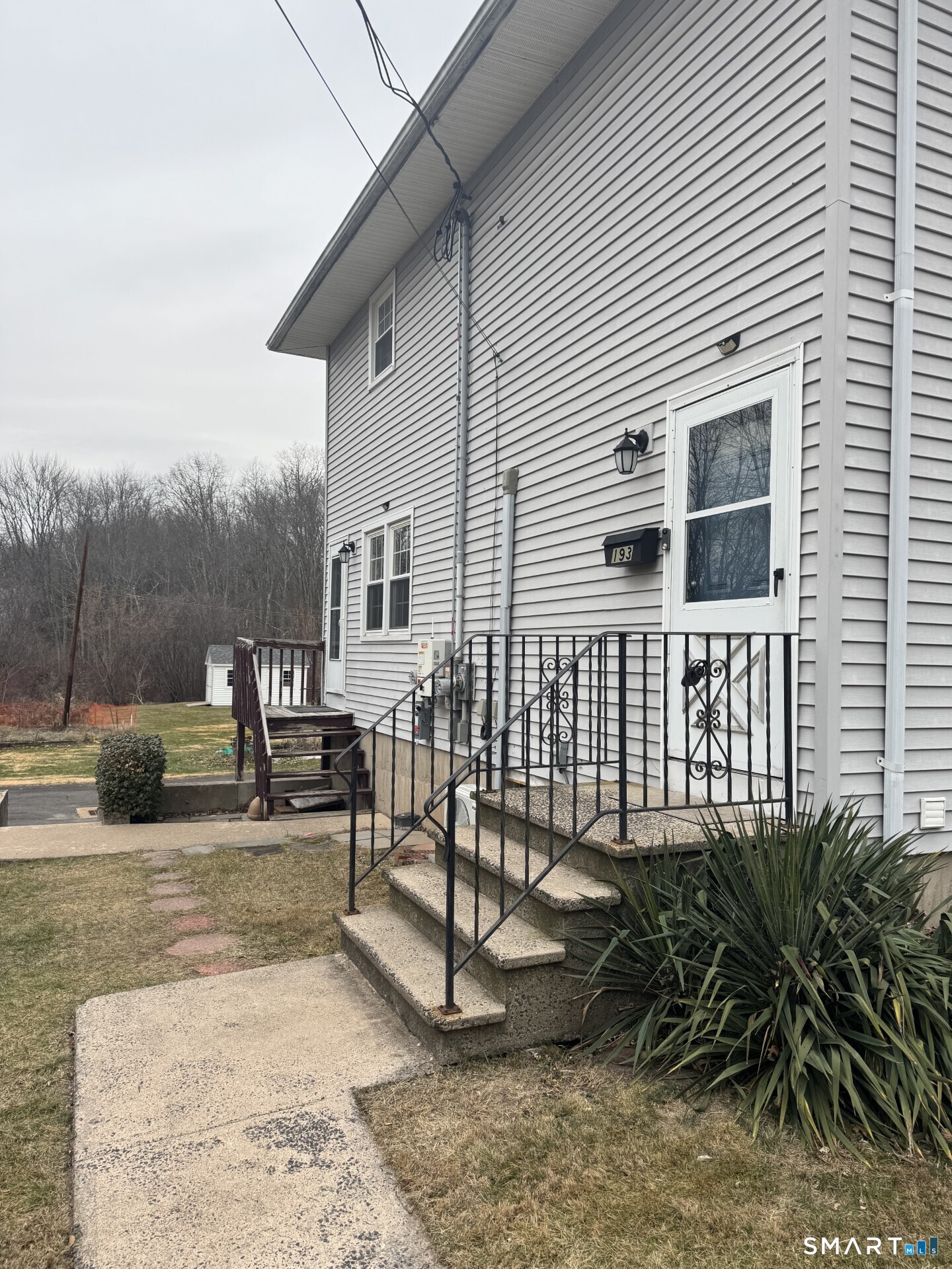 191 Prospect Street Southington, CT 06479 - Photo 2 of 17