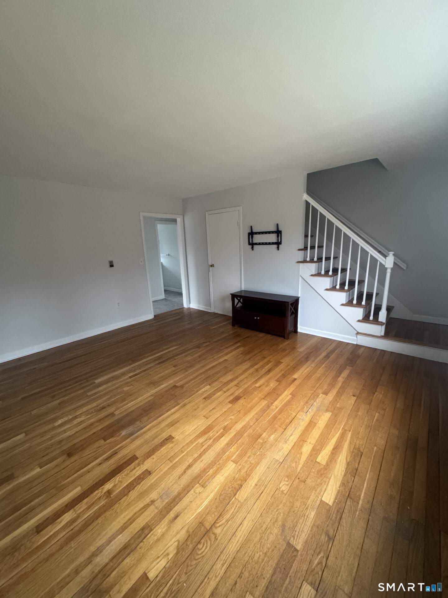 191 Prospect Street Southington, CT 06479 - Photo 4 of 17