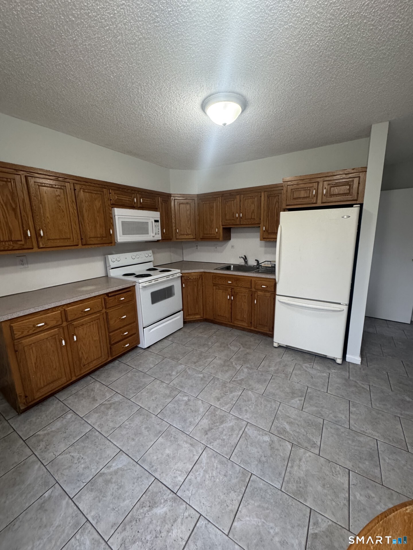 191 Prospect Street Southington, CT 06479 - Photo 6 of 17