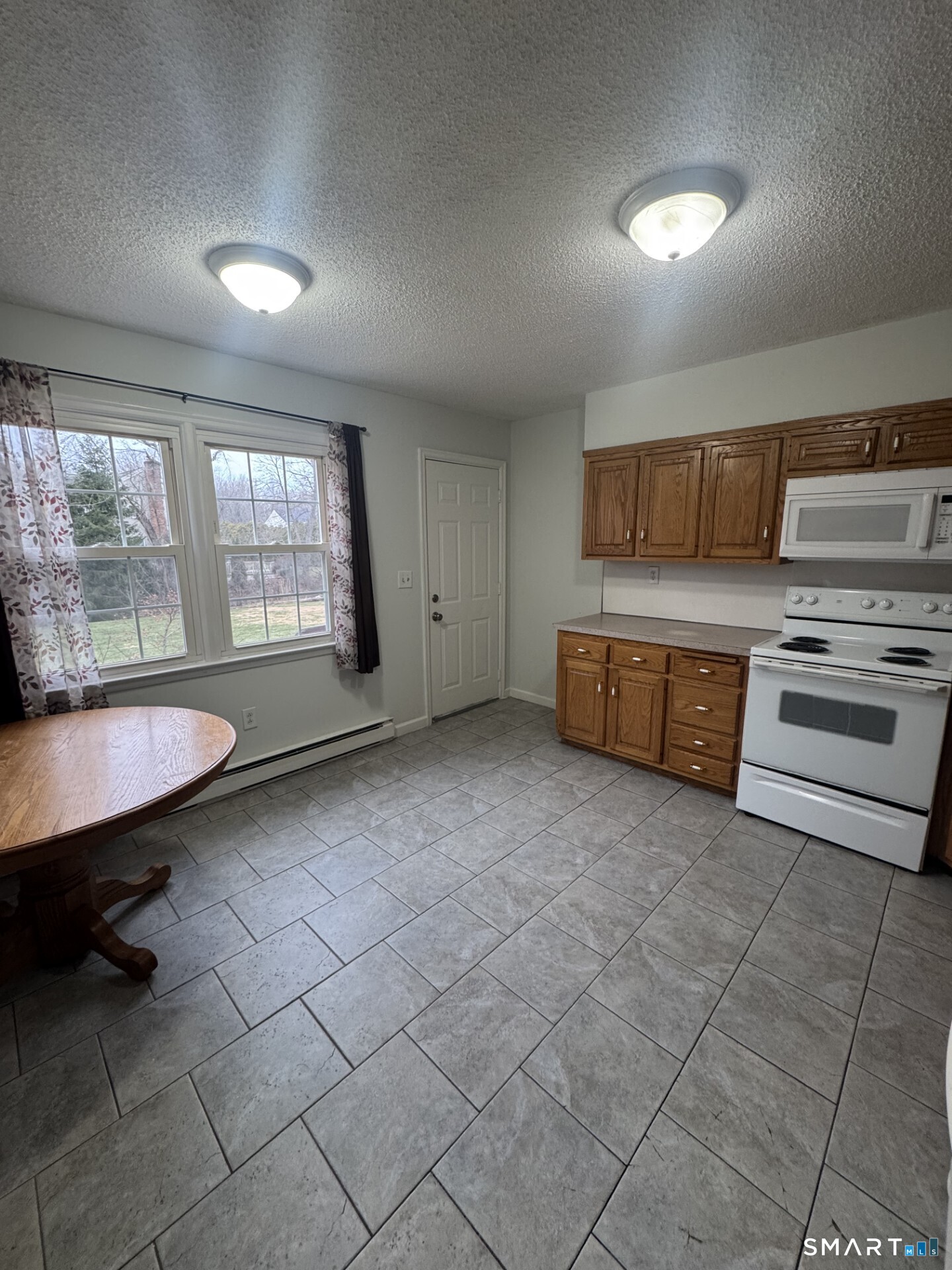 191 Prospect Street Southington, CT 06479 - Photo 7 of 17