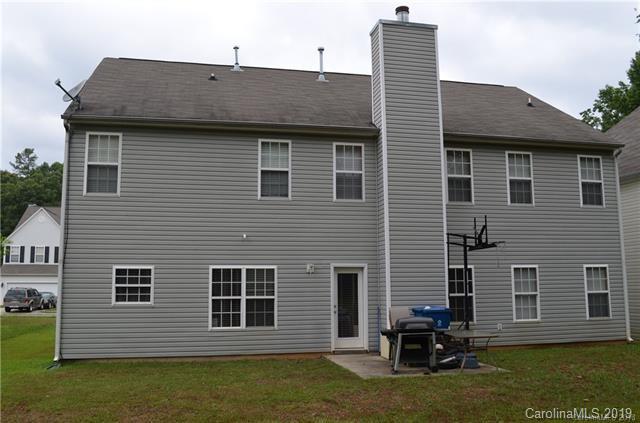 1526 Peachcroft Road Charlotte, NC 28216 - Photo 3 of 10