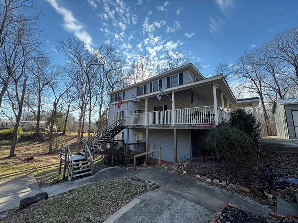 $445,000 | 220 Wildwood Farms Road, Gray Court, SC 29645