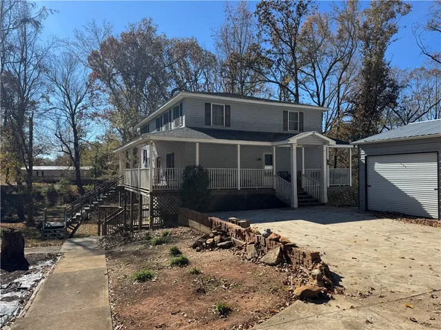 $460,000 | 220 Wildwood Farms Road, Gray Court, SC 29645