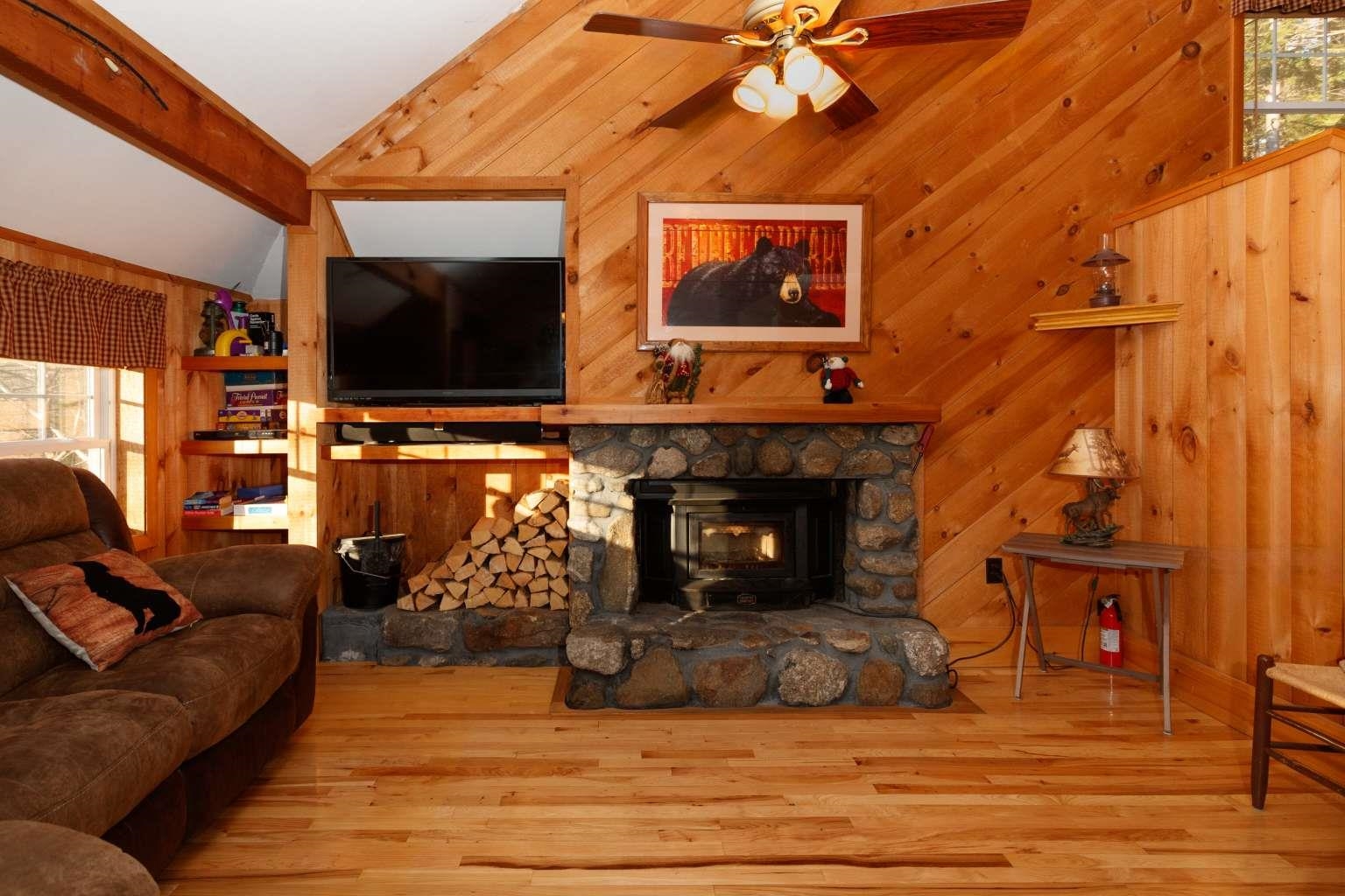 21 Isaax Fox Road Campton, NH 03223 - Photo 2 of 20 Gallery Image 2