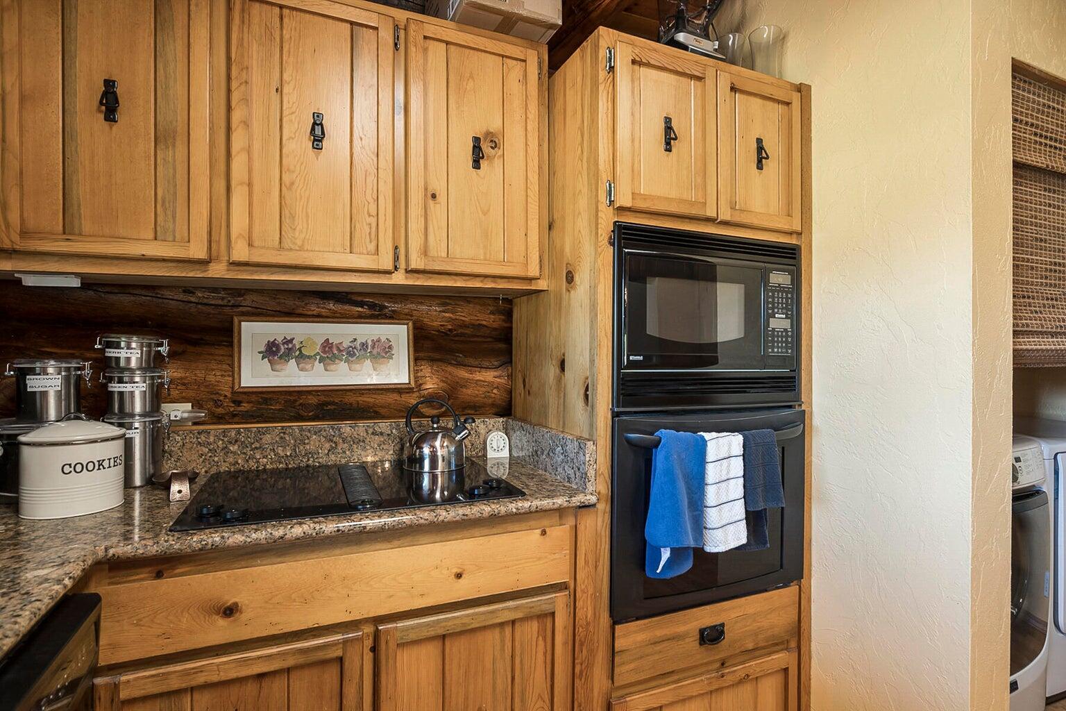 52687 Day Road La Pine, OR 97739 - Photo 14 of 31 Day Rd Kitchen close up