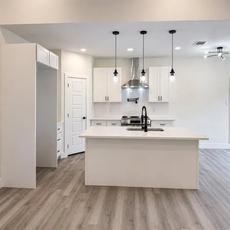 $2,150 | 2224 Hercules Drive, Granbury, TX 76048