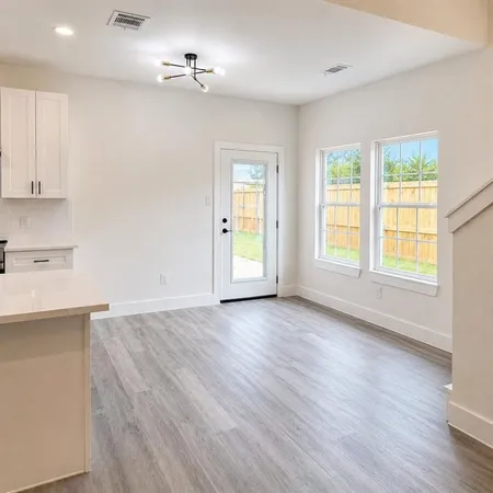 $2,150 | 2224 Hercules Drive, Granbury, TX 76048