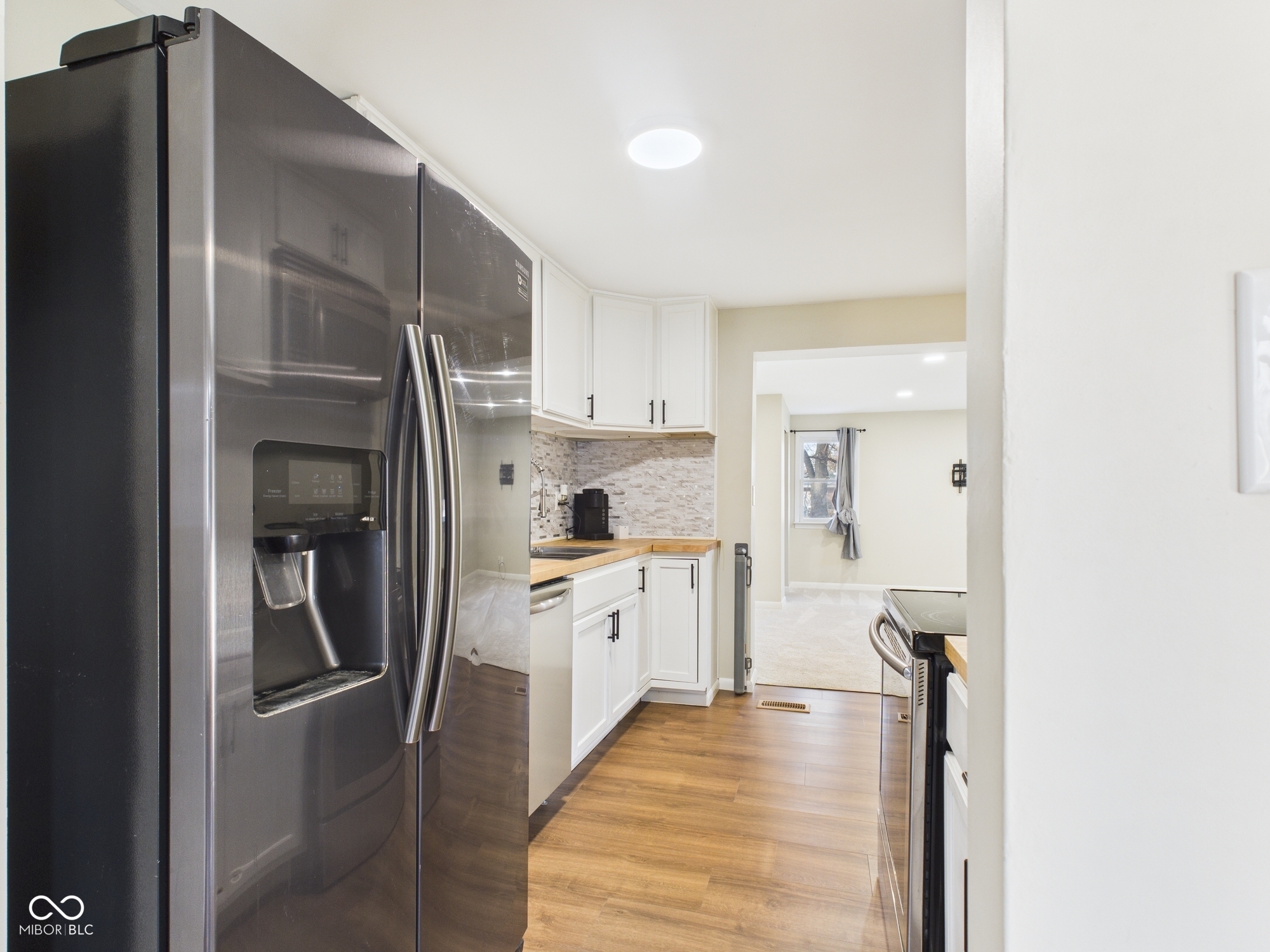 4623 Clark Street Anderson, IN 46013 - Photo 8 of 24