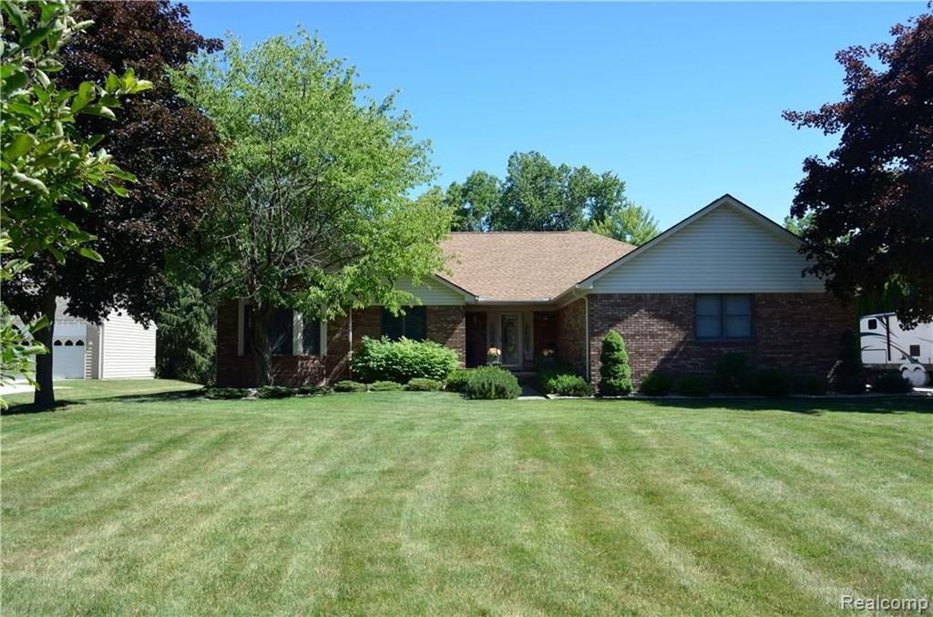 48150 Sugarbush Road Chesterfield, MI 48047 - Photo 2 of 16