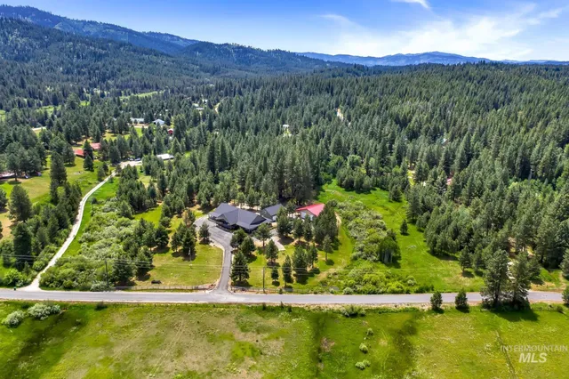 $2,100,000 | 191 Clear Creek Road, Cascade, ID 83611