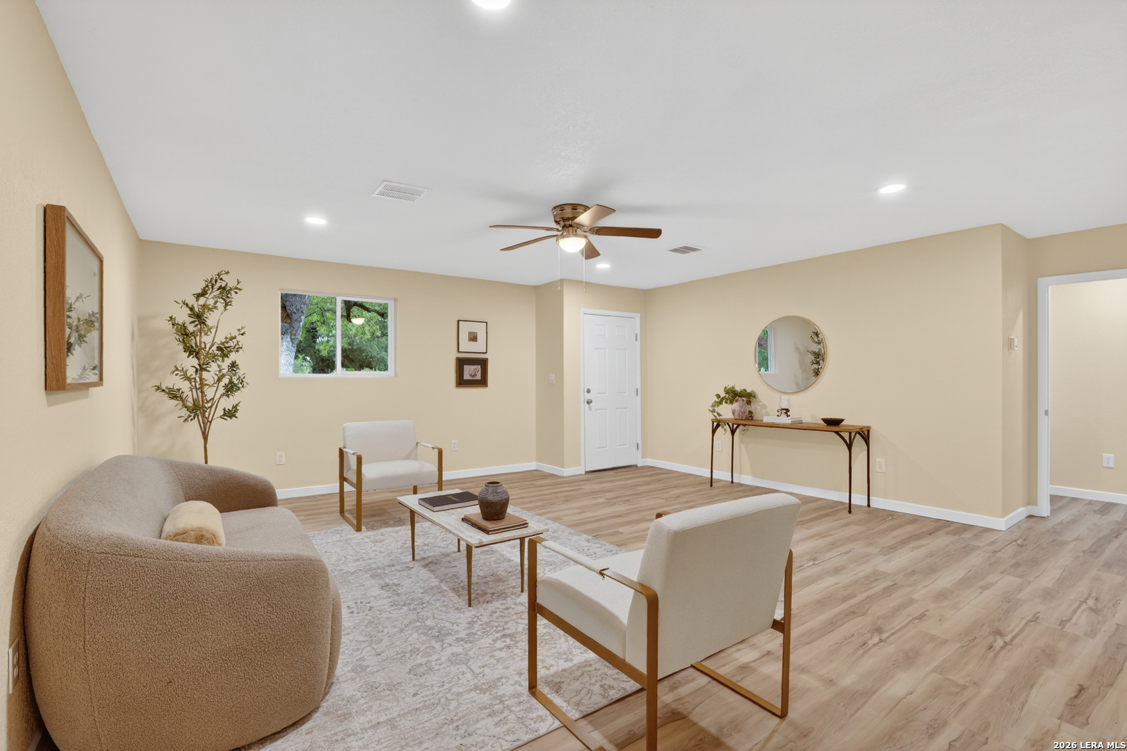 203 Haverlah Road Pleasanton, TX 78064 - Photo 3 of 18